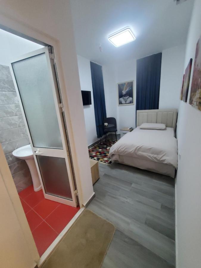 Bs Hotel Durrës Quarto foto