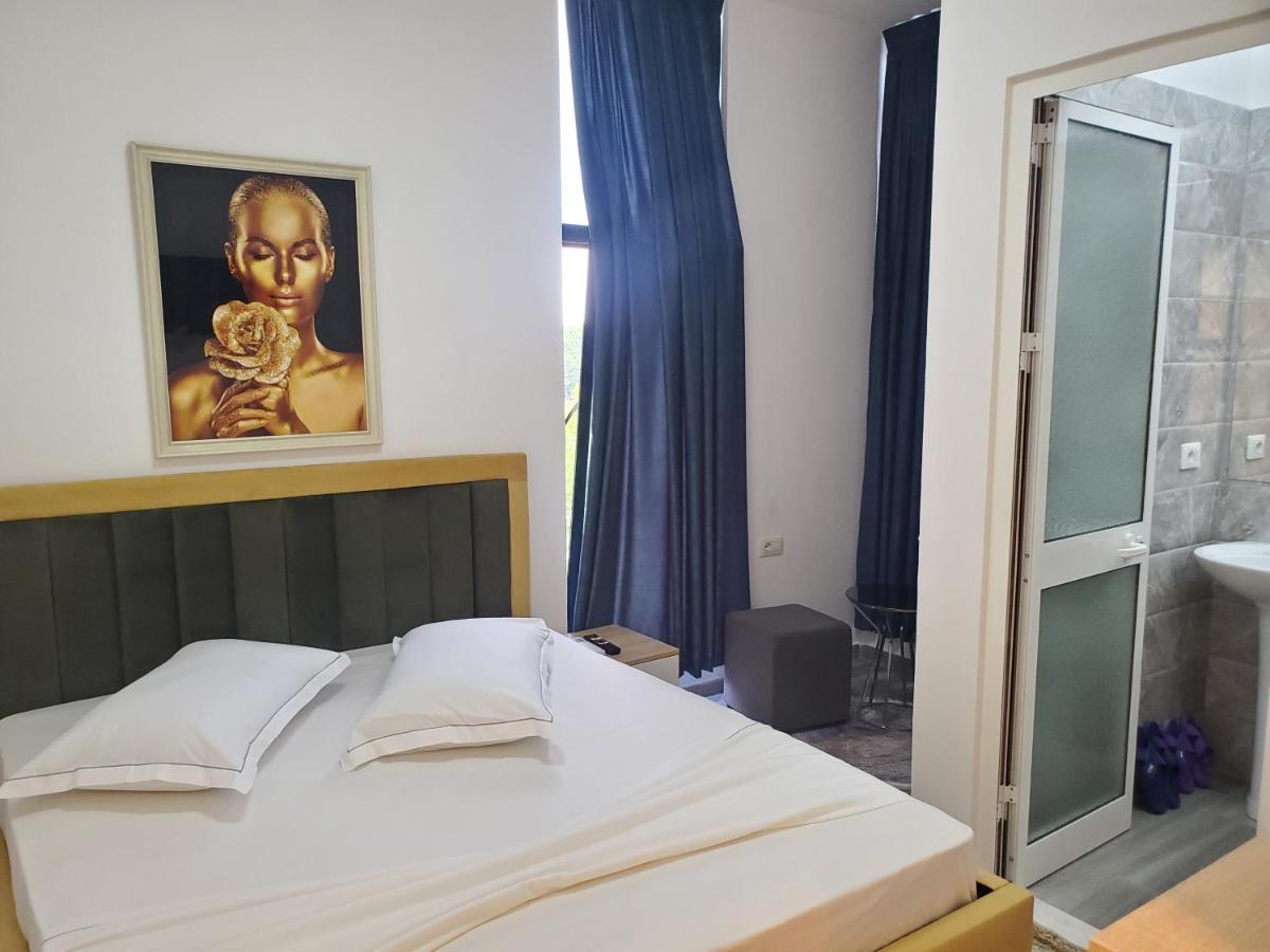 Bs Hotel Durrës Quarto foto
