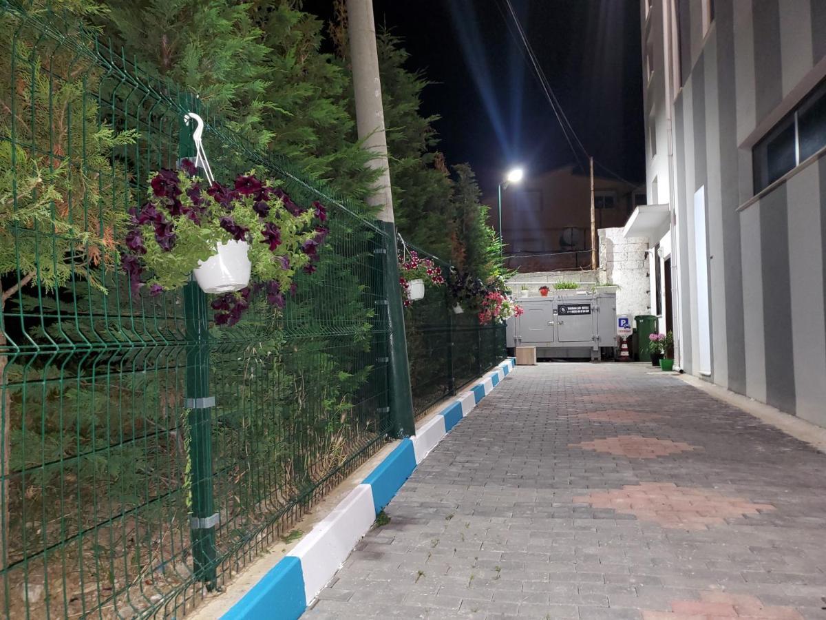Bs Hotel Durrës Exterior foto